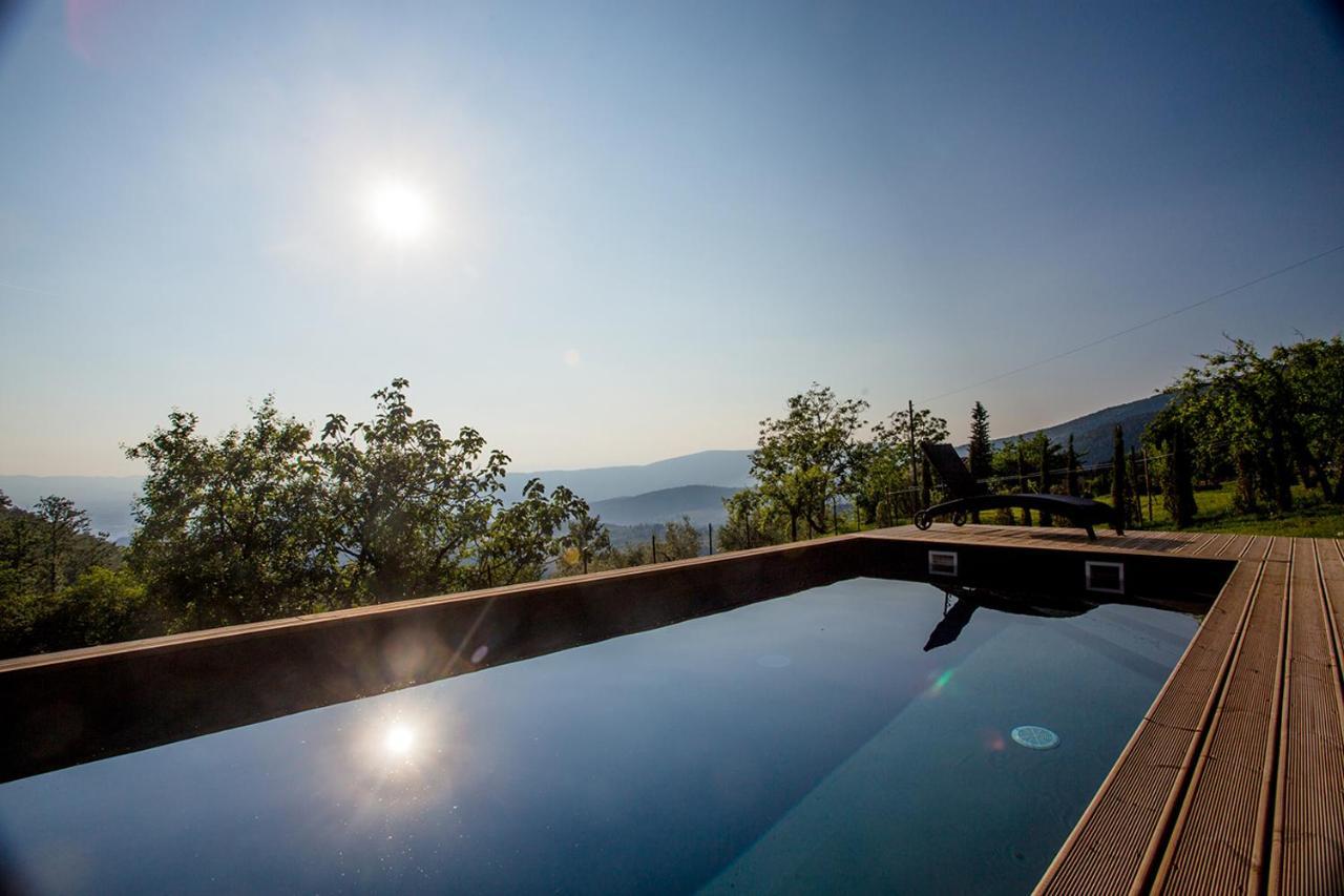 Villa Ancora Tenuta Lonciano Gualdo  Luaran gambar
