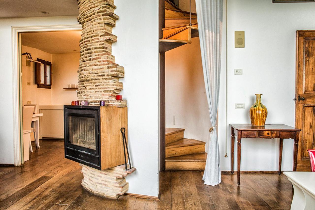 Villa Ancora Tenuta Lonciano Gualdo  Luaran gambar