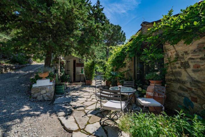 Villa Ancora Tenuta Lonciano Gualdo  Luaran gambar